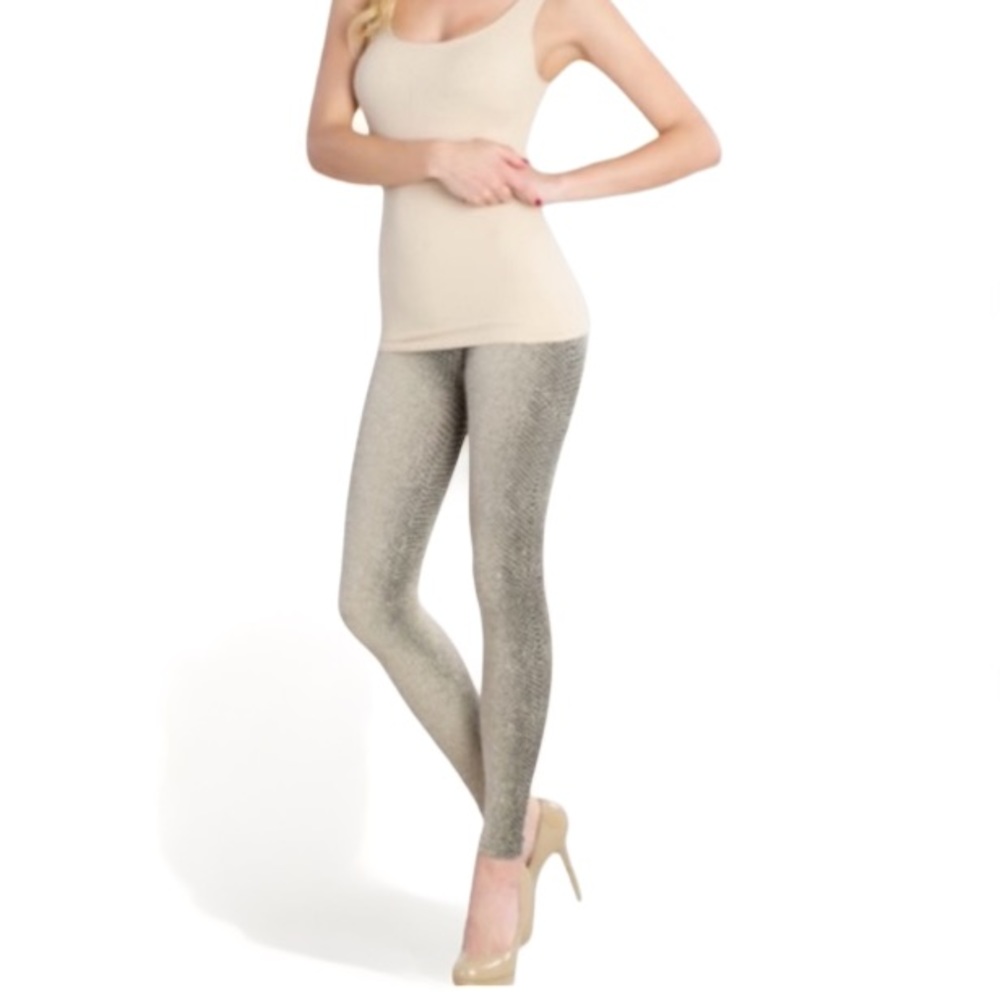 Nikibiki Ladies Snakeskin Seamless Wear Leggings Size O/S